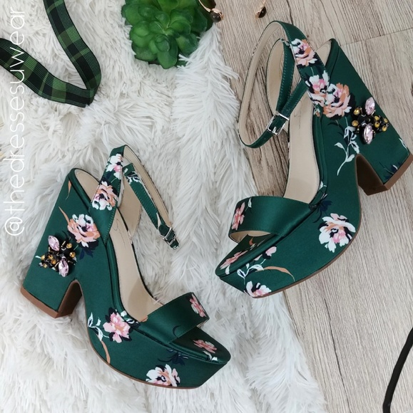 Jessica Simpson Shoes - Jesica Simpson Emeral Floral Embelished wedges